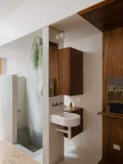 Aru House