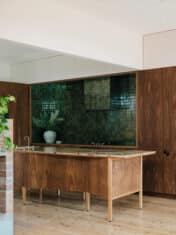 Aru House