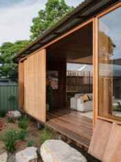Aru House